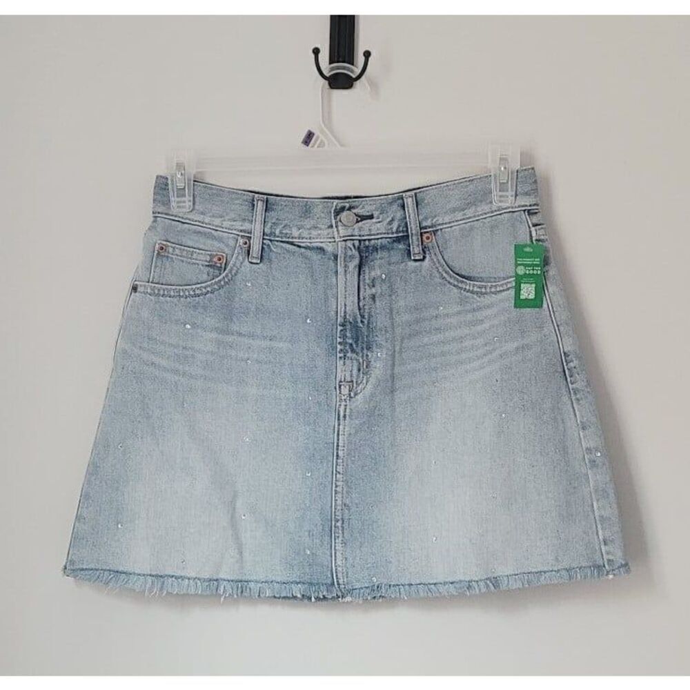 New GAP Light Wash Rhinestone Icon Denim Skirt Size 28/6 NWT